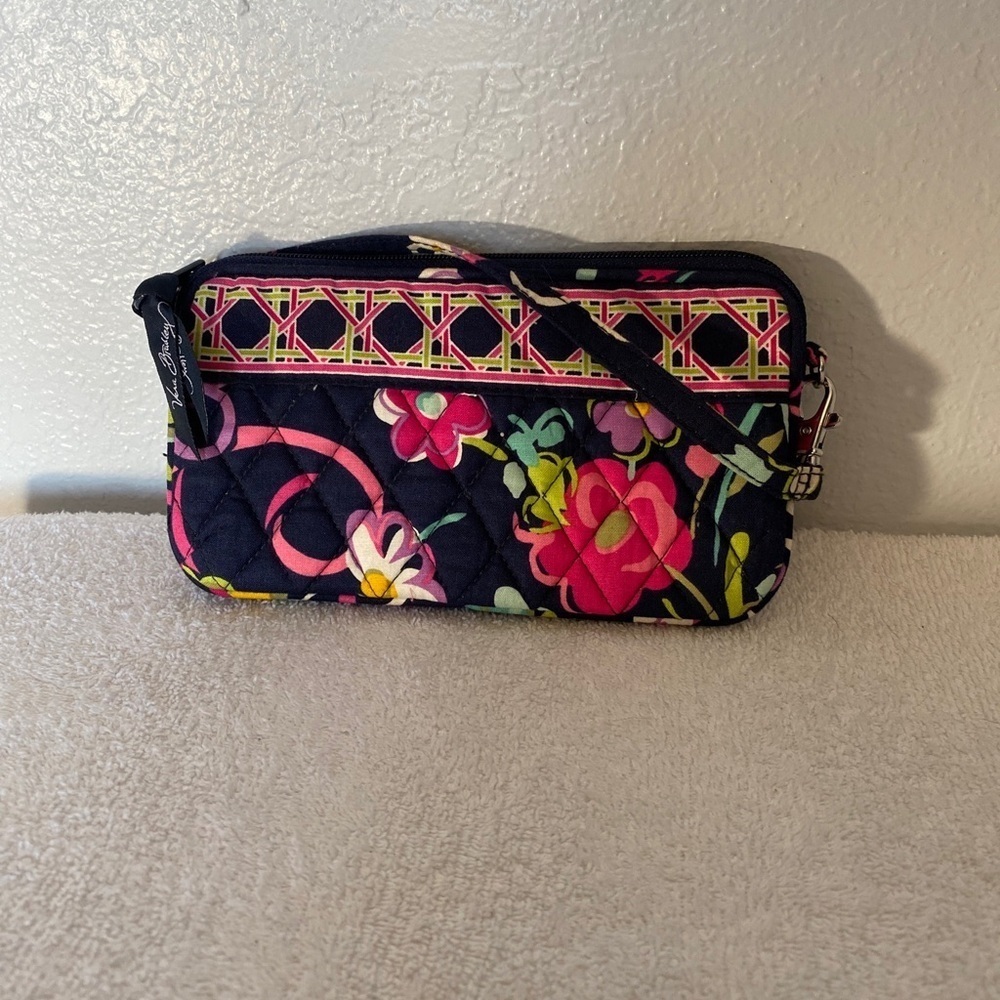 Vera Bradley Wristlet Wallet in Navy Blue Floral